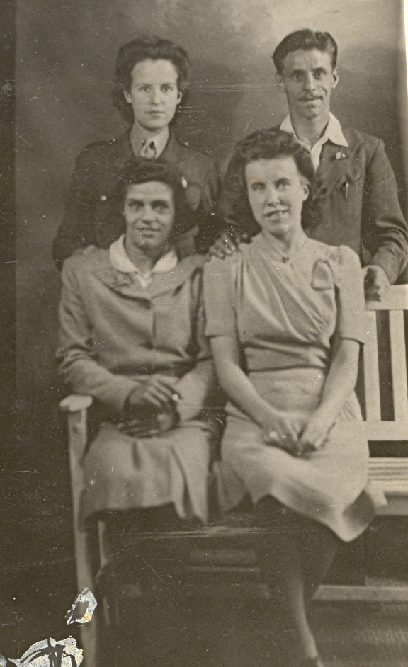 Lily, Fred, Bernie and Mona Greenwood 